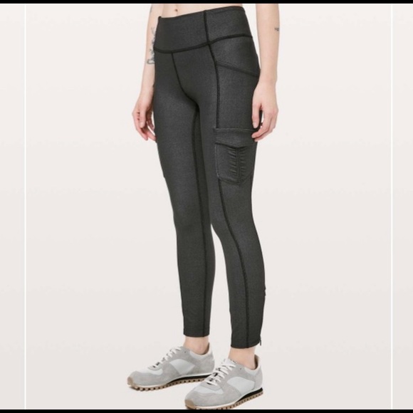 lululemon athletica Pants - LULULEMON Scenic Route 7/8 Leggings
